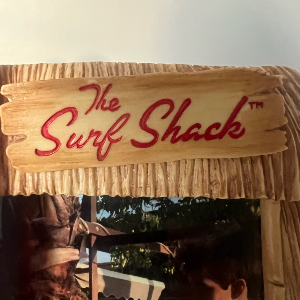 Surfer 🏄🏼 Picture Frame - Picture 4 of 6